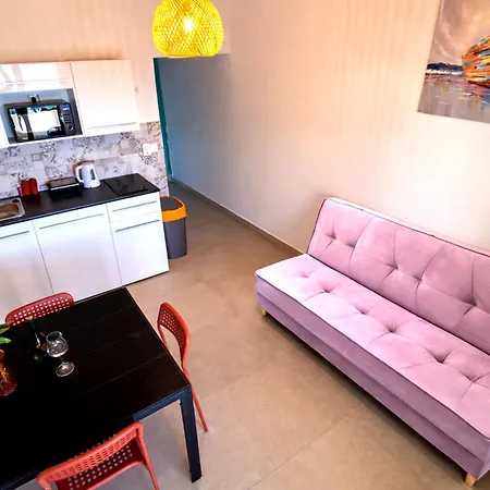 Tomic Apartman *