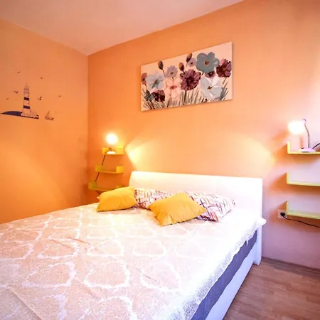 Apartment Tomic