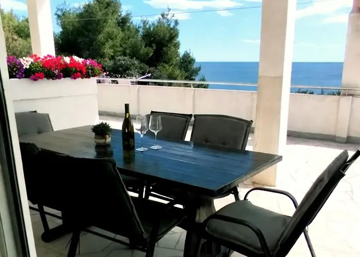 Apartament Tomic